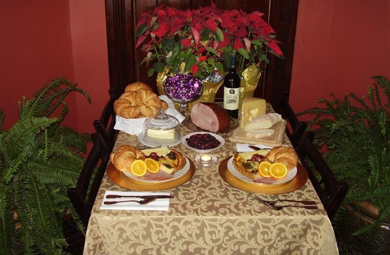 Whiskey Mansion Bed & Breakfast Saint Joseph Restoran foto