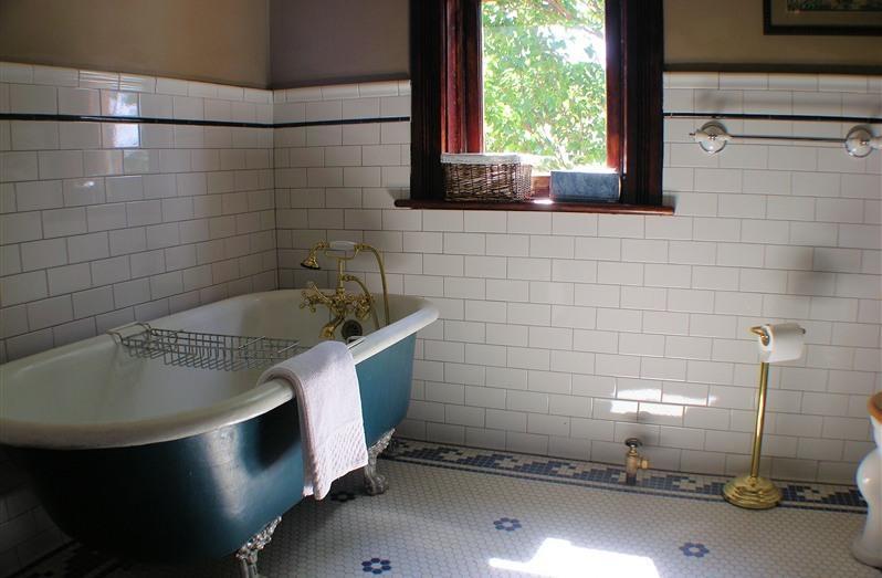 Whiskey Mansion Bed & Breakfast Saint Joseph Ruang foto